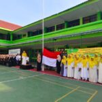 Upacara Peringatan Hari Santri Nasional Tahun 2024 di MTsN 19 Jakarta Selatan